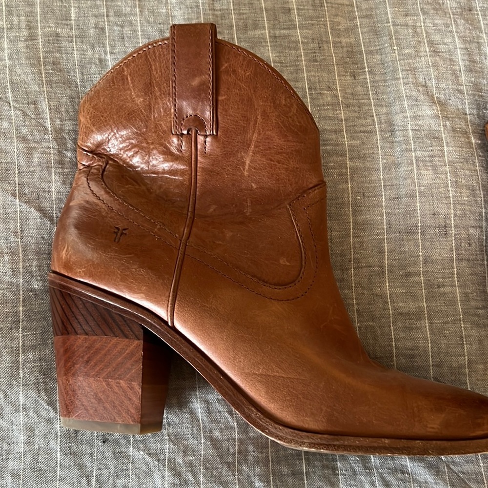 Frye Boots Short
